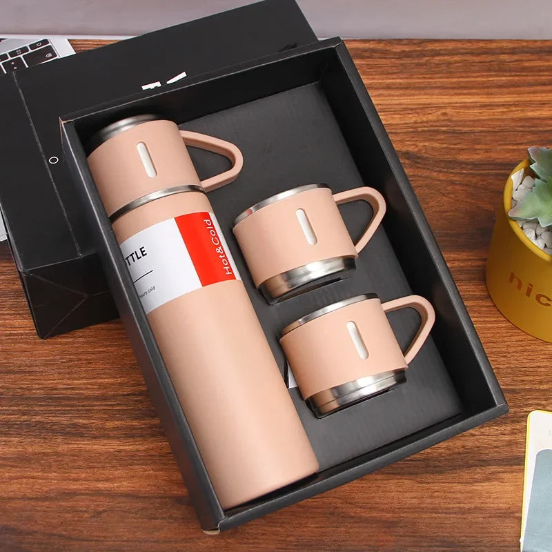 Vaccum Flaks Bottle With 3 Pc Cup