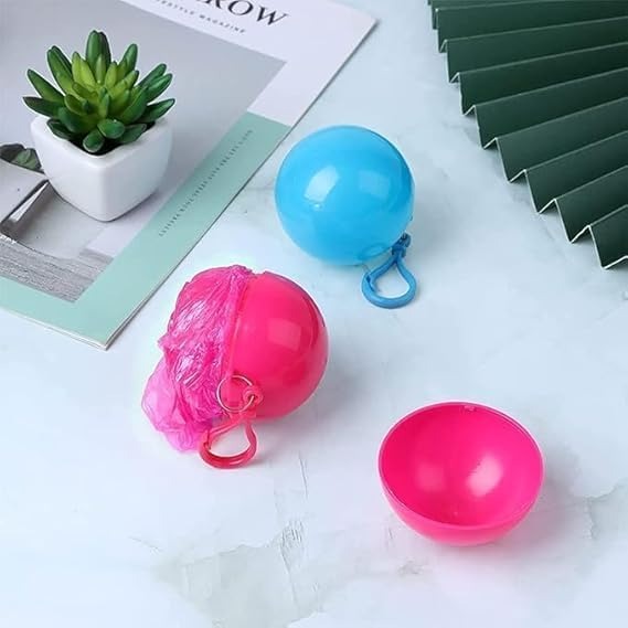 Ball Raincoat With Keychain