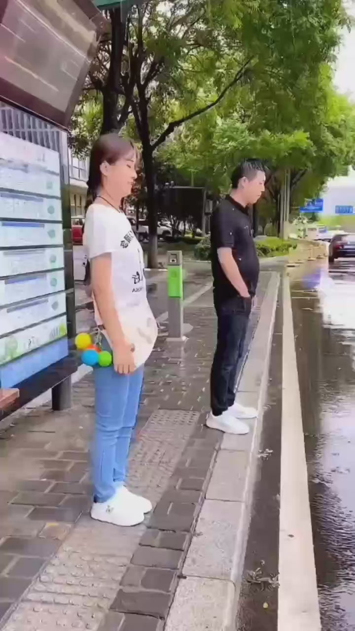 Ball Raincoat With Keychain